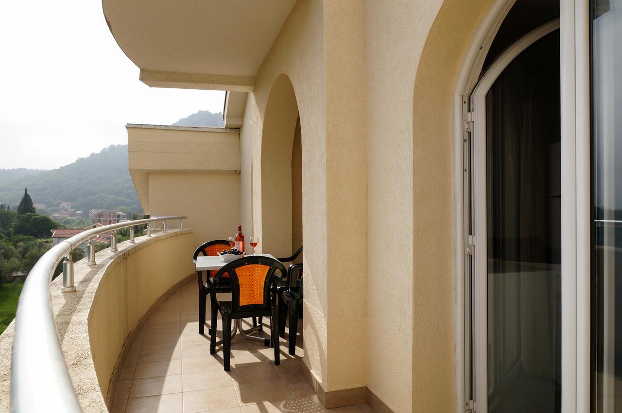 Apart Hotel Forte Roses Montenegro Ko Buljarica Petrovac Ngoại thất bức ảnh